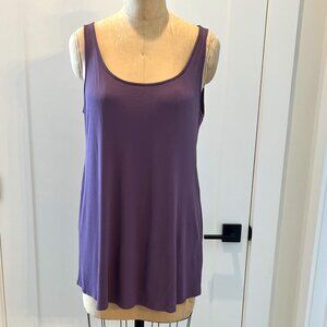 Eileen Fisher 100% Silk Tank, Pet Med